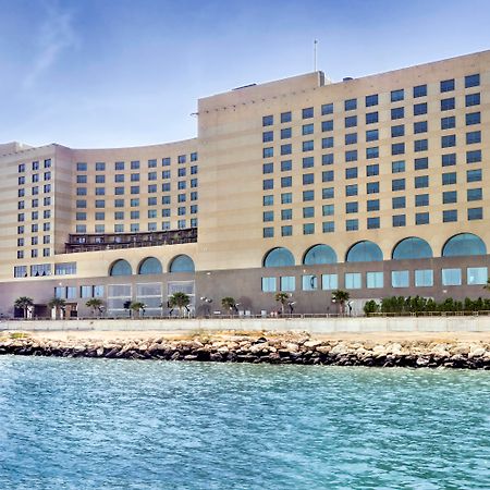 Sofitel Al Khobar The Corniche Hotel Ngoại thất bức ảnh The Grand Hotel