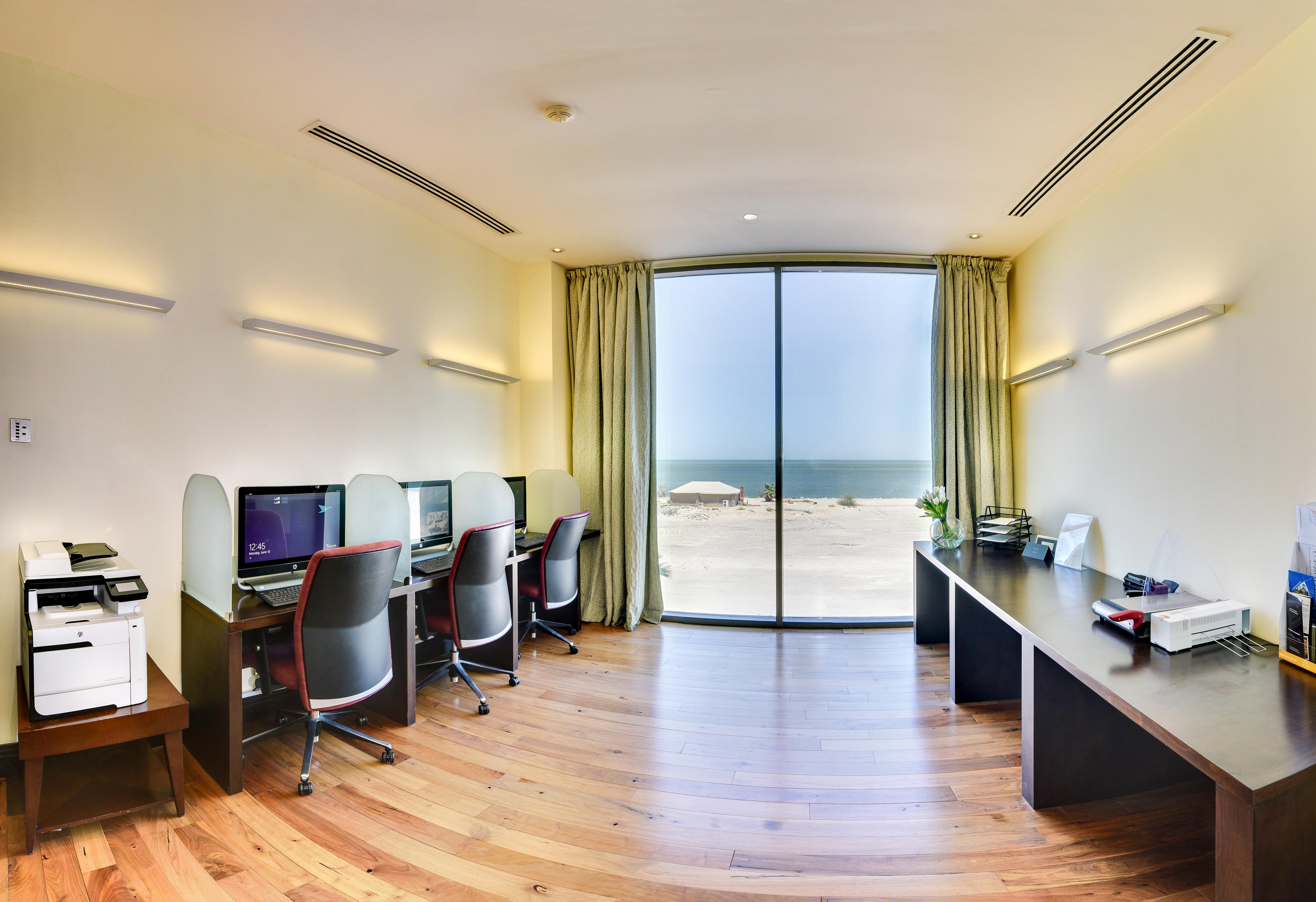 Sofitel Al Khobar The Corniche Hotel Ngoại thất bức ảnh Library