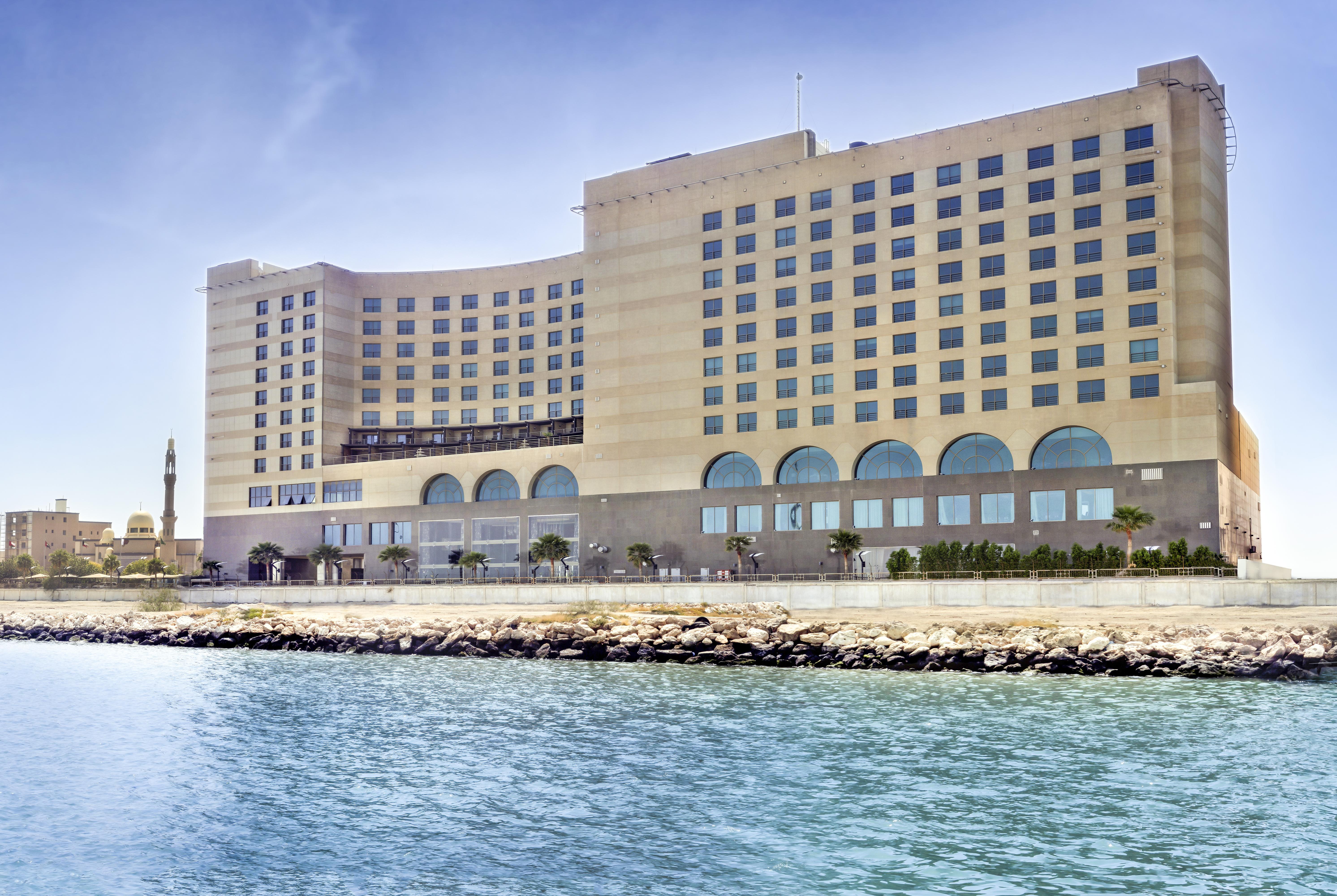 Sofitel Al Khobar The Corniche Hotel Ngoại thất bức ảnh The Grand Hotel