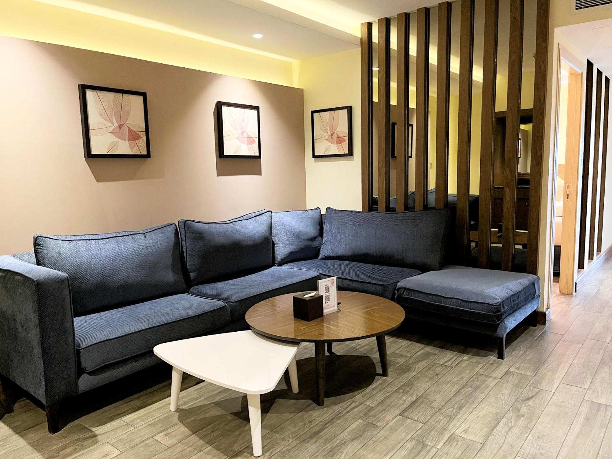 Sofitel Al Khobar The Corniche Hotel Ngoại thất bức ảnh The waiting room at the clinic